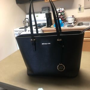 Michael kors large black shoulder bag
